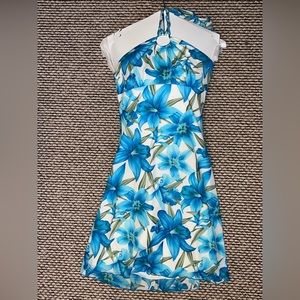 Speechless Dress - Size M - Blue Flowers with Green Leaves
